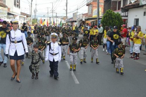 desfile_20_de_julio_2018_2_20180731_1839807448