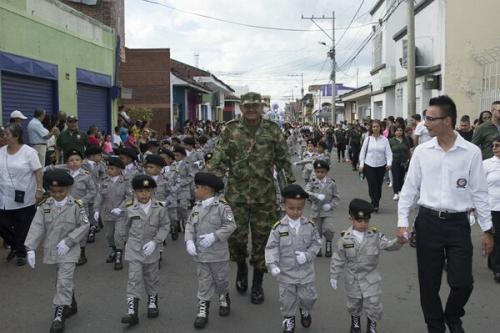 desfile_maria_auxiliadora_2018_36_20180810_1846740824